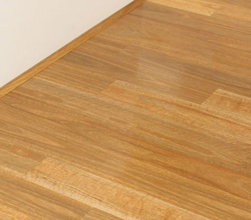 Dos and Don&rsquo;ts When It Comes to Caring for Laminate Flooring